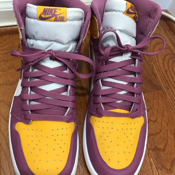 New🔥Jordan 1 Retro High OG BROTHERHOOD. Size 13 mens - Picture 3 of 12